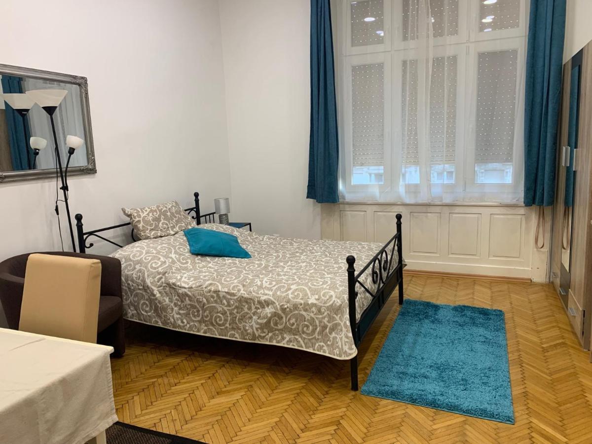 Mester4 Apartman Near To The Danube Budapest Bagian luar foto