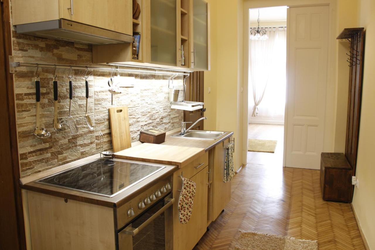 Mester4 Apartman Near To The Danube Budapest Bagian luar foto