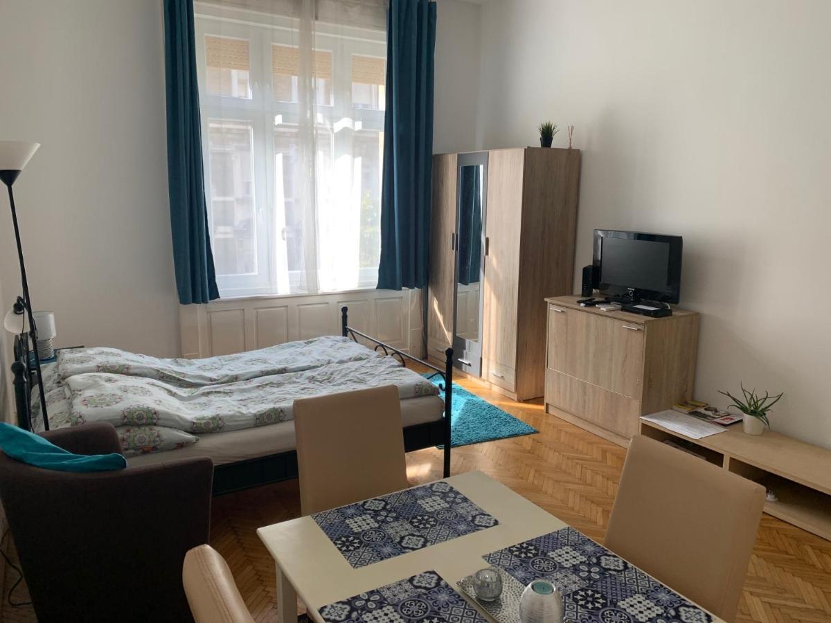 Mester4 Apartman Near To The Danube Budapest Bagian luar foto